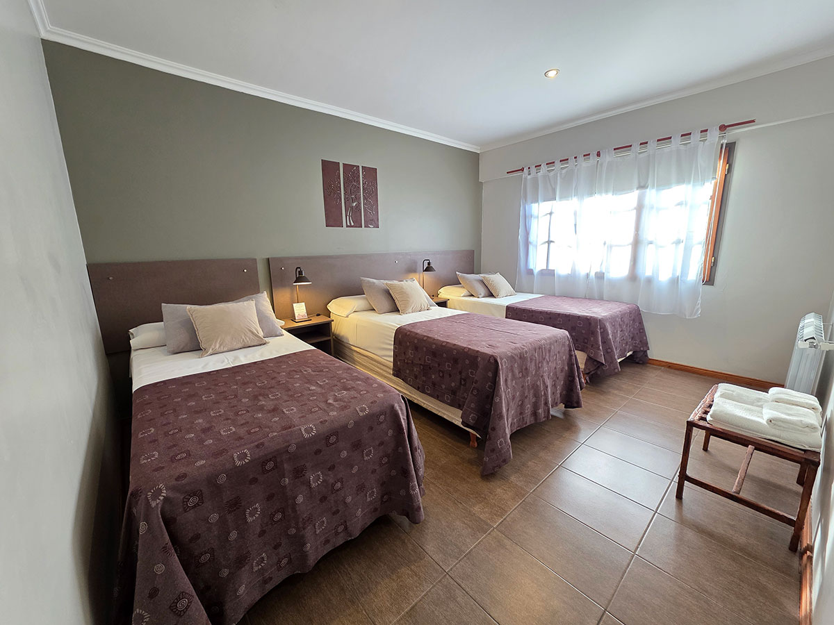 HABITACIÓN TRIPLE — Fitz Roy, hostería de montaña